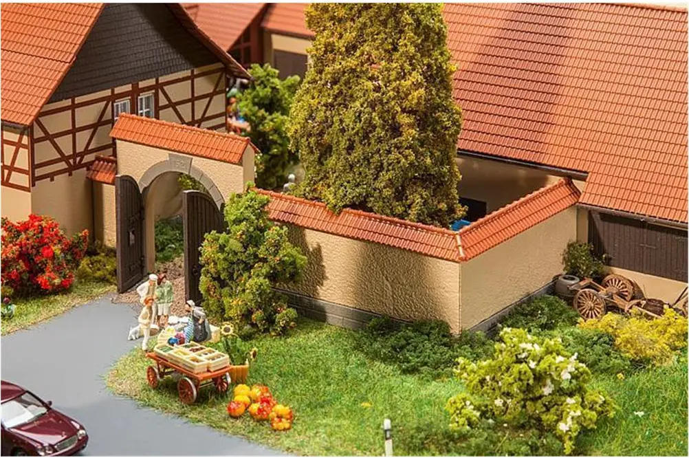 180400 Mauer mit Tor H0 1:87