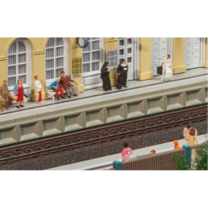 120100 Moderner Bahnsteig Für C-Gleis H0 1:87 – Bild 2