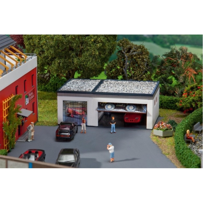 130319 Doppeltgarage mit Antriebsteilen H0 1:87