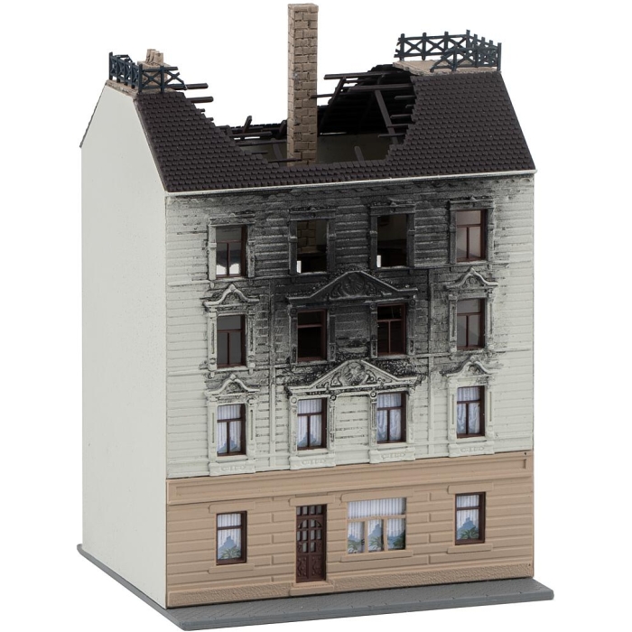 232326 Brennendes Wohnhaus  N/1:160 – Bild 3