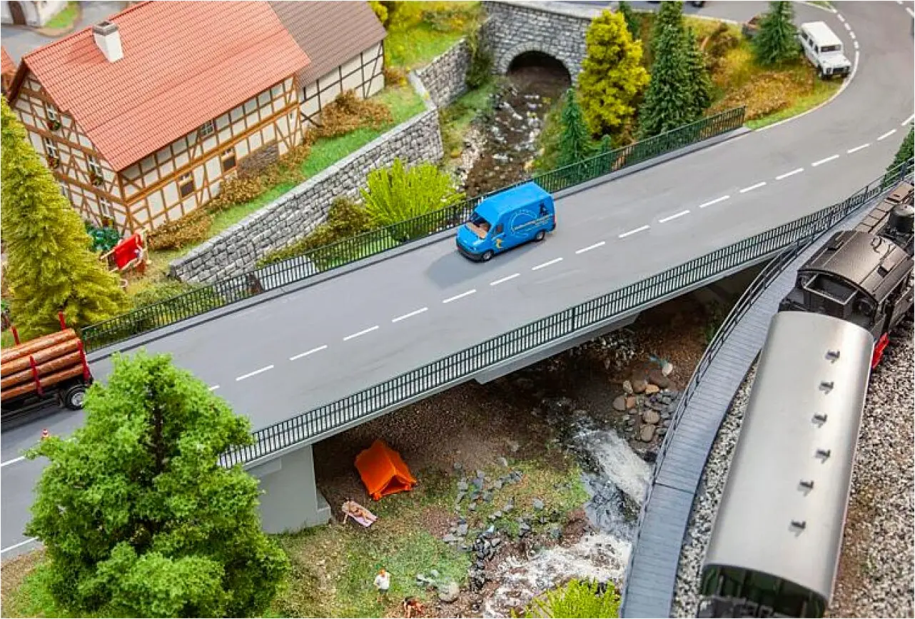 120499 Strassenbrücke H0 1:87 – Bild 3