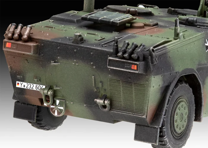 03356 Spähwagen Fennek als Geschenkset – Bild 2
