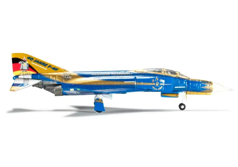 556033 Luftwaffe McDonnell Douglas F-4F Phantom II JG71 "R" - "Phantom Pharewell"